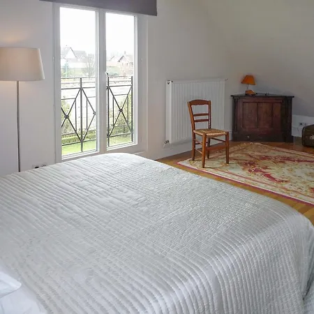 Nyaraló Maison *
